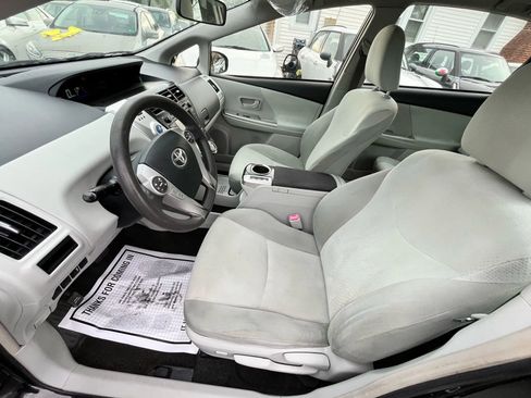 Used 2012 Toyota Prius V Three FWD image 18
