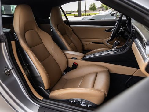 Certified 2017 Porsche 911 Carrera 4S AWD/4WD image 40