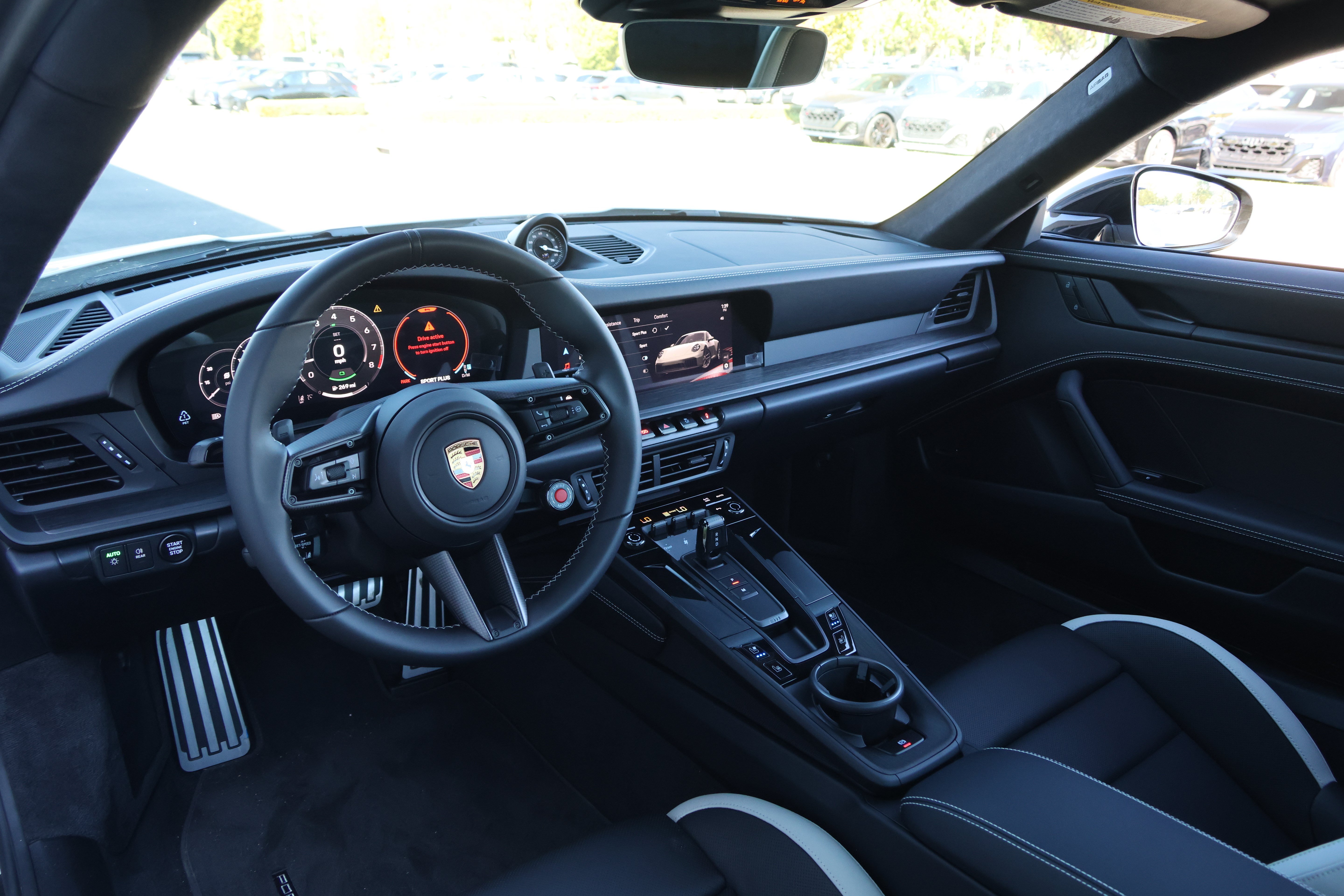 Used 2026 Porsche 911 Carrera 4 GTS AWD/4WD image 17
