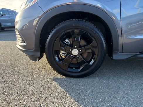 Used 2019 Honda HR-V LX image 14