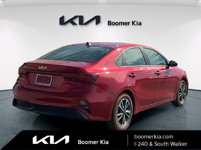 Used 2023 Kia Forte LXS FWD image 5