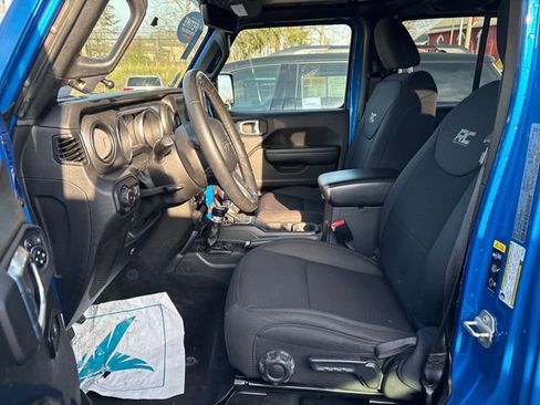 Used 2023 Jeep Wrangler Unlimited Sport image 7