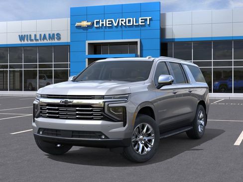 New 2026 Chevrolet Suburban Premier w/ Sun And Tow Package AWD/4WD image 6