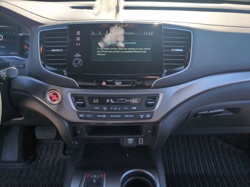 Used 2022 Honda Pilot Sport image 19