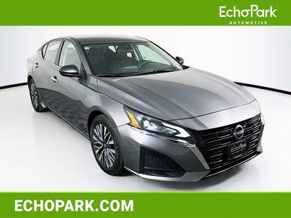 Used 2025 Nissan Altima 2.5 SV