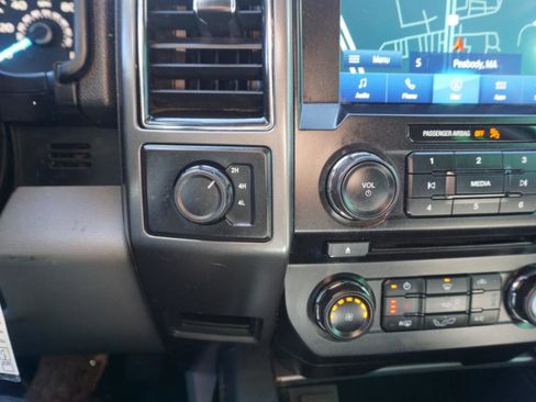 Used 2018 Ford F150 XLT w/ Equipment Group 302A Luxury image 18