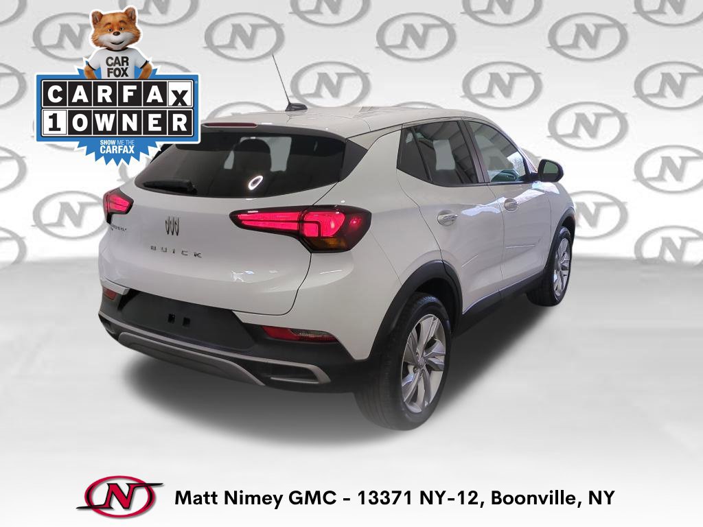 Used 2024 Buick Encore GX Preferred w/ Comfort Package AWD/4WD image 3