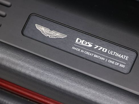 Used 2023 Aston Martin DBS Coupe RWD image 18