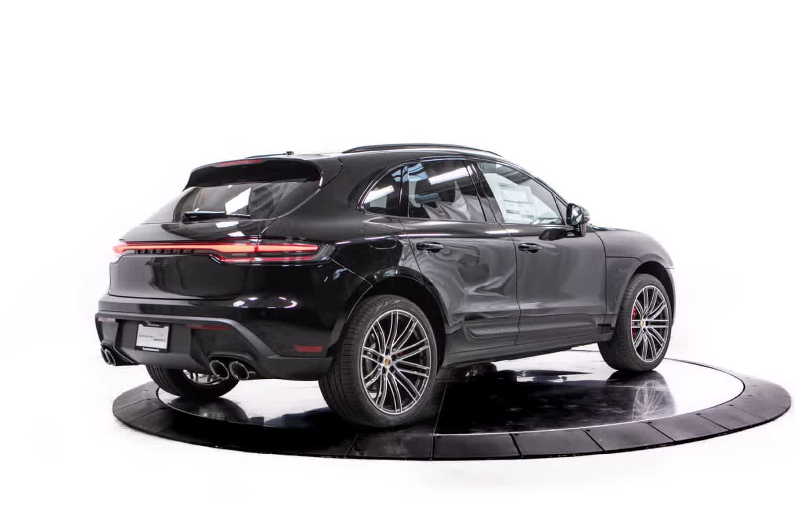Certified 2026 Porsche Macan S AWD/4WD image 7