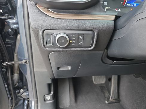 Used 2022 Ford Explorer Limited w/ Equipment Group 301A RWD image 19