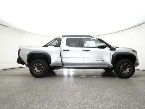 New 2025 Toyota Tacoma 4x4 Double Cab Hybrid image 27