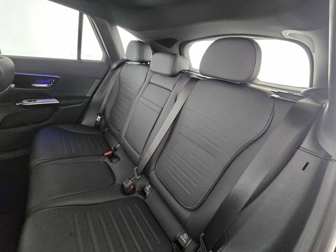 New 2026 Mercedes-Benz GLC 300 image 17