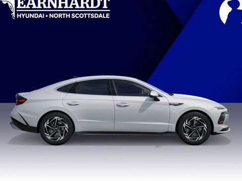 New 2026 Hyundai Sonata SEL FWD image 7