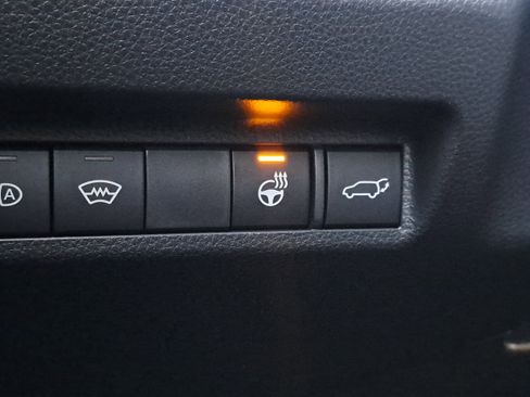 New 2025 Toyota RAV4 XLE Premium image 31