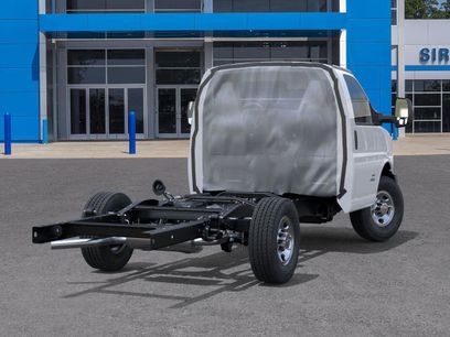 New 2025 Chevrolet Express 3500 w/ Power Convenience Package