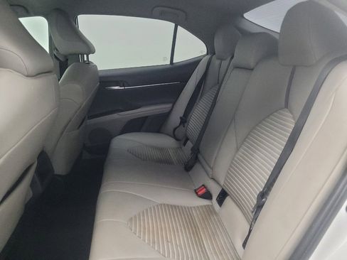 Used 2023 Toyota Camry SE FWD image 18