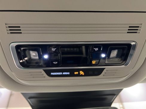 Used 2026 Lincoln Nautilus Premier image 28