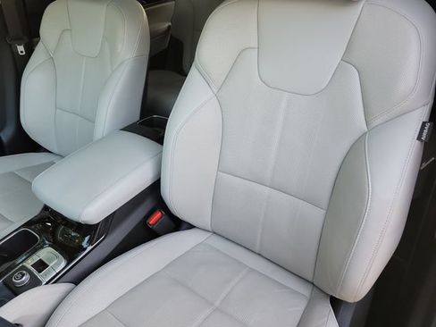 Used 2023 Kia Telluride EX FWD image 11
