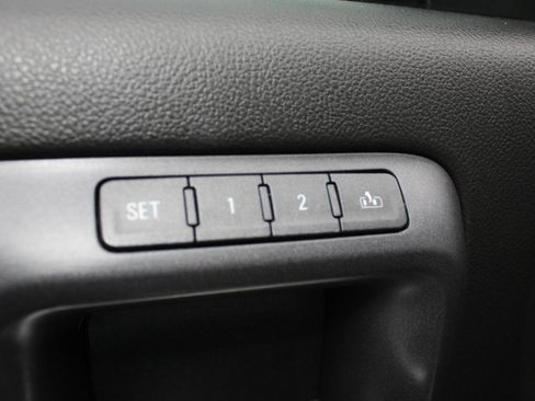 Used 2018 Chevrolet Silverado 1500 LTZ Z71 AWD/4WD image 23