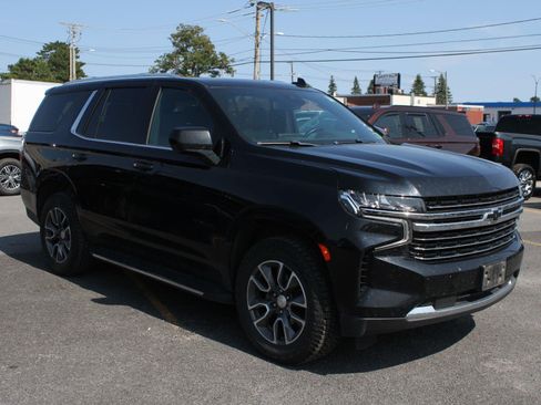 Used 2023 Chevrolet Tahoe LT AWD/4WD image 3