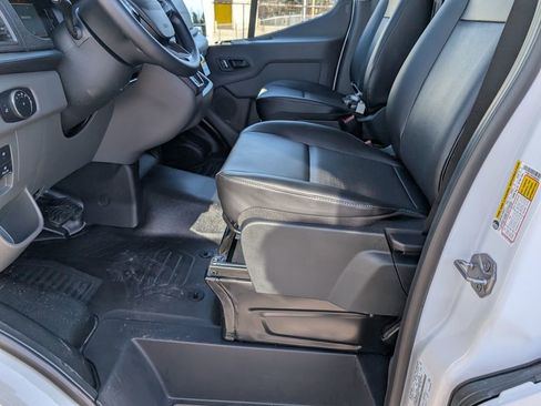 New 2026 Ford Transit 250 148 Medium Roof w/ Load Area Protection Package RWD image 10