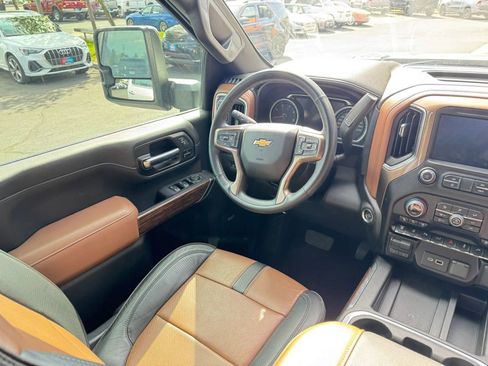 Used 2023 Chevrolet Silverado 3500 High Country w/ Z71 Off-Road Package AWD/4WD image 13