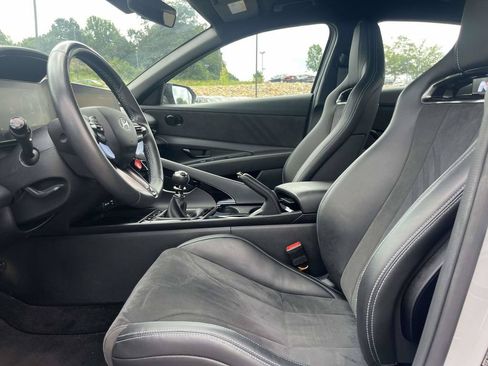 Used 2025 Hyundai Elantra N FWD image 17