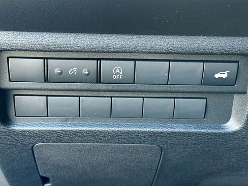 New 2026 Mitsubishi Outlander SE FWD image 10