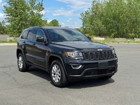Certified 2021 Jeep Grand Cherokee Laredo X image 7