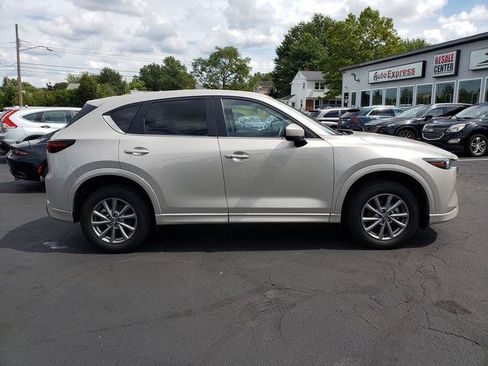 Used 2024 MAZDA CX-5 AWD 2.5 S w/ Preferred Package image 2