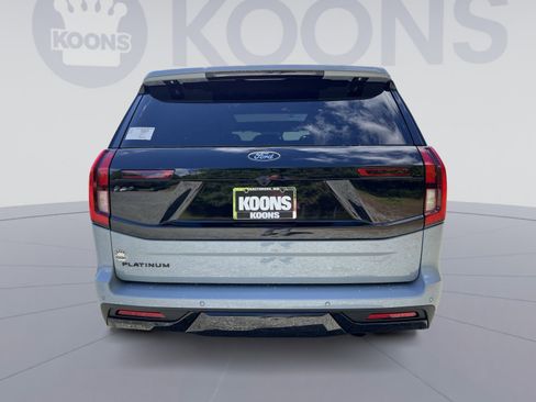 New 2026 Ford Expedition Platinum AWD/4WD image 5
