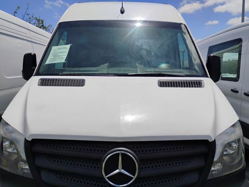 Used 2017 Mercedes-Benz Sprinter 2500 w/ Driver Comfort Package image 18
