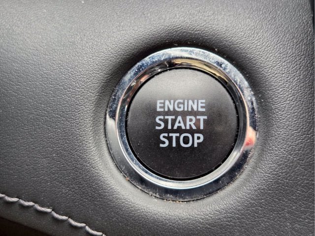 Used 2023 Toyota Highlander XSE AWD/4WD image 32