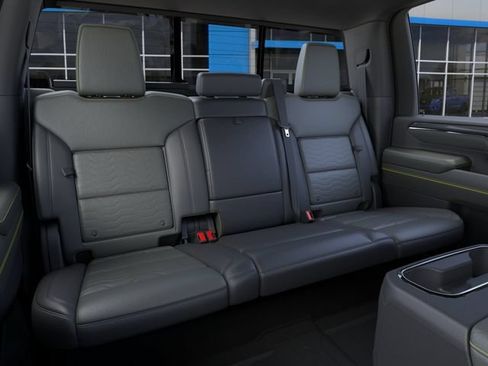 New 2026 Chevrolet Silverado 2500 ZR2 AWD/4WD image 17