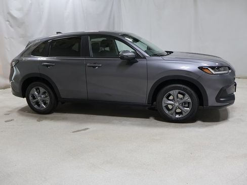 New 2026 Honda HR-V LX image 8