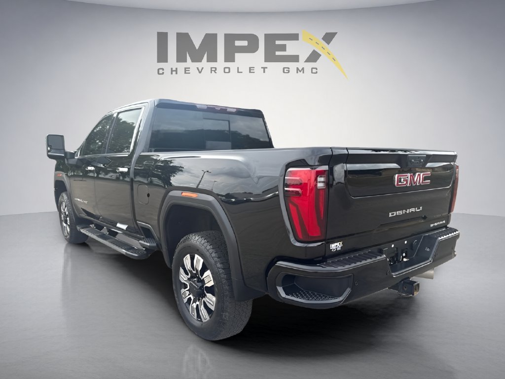 Used 2025 GMC Sierra 2500 Denali AWD/4WD image 3