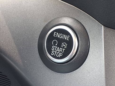 Used 2019 Ford Escape SEL FWD image 13