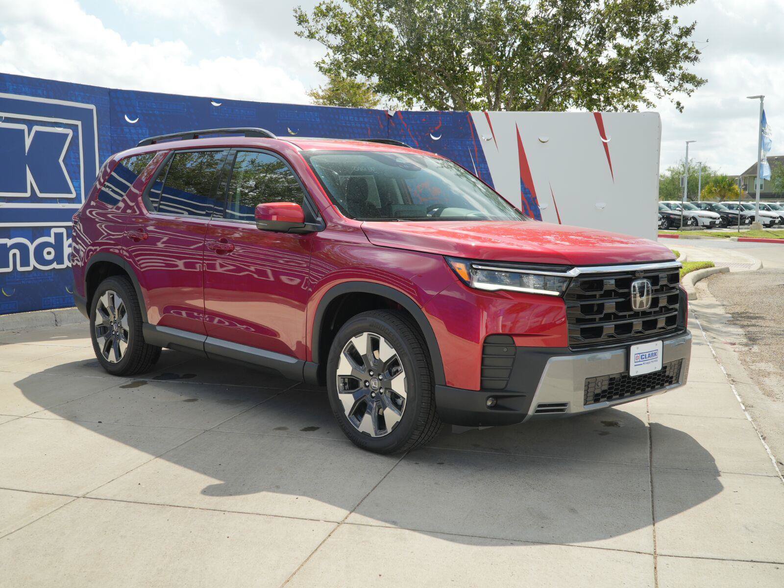 New 2026 Honda Pilot Elite image 3