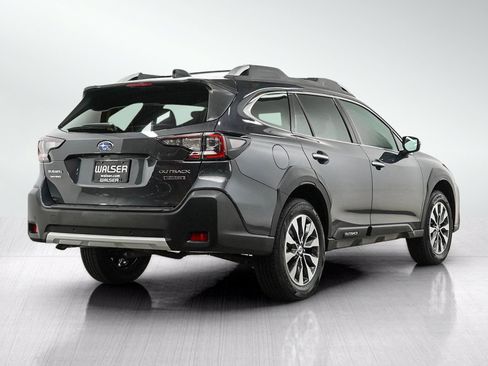 Used 2024 Subaru Outback Touring AWD/4WD image 5