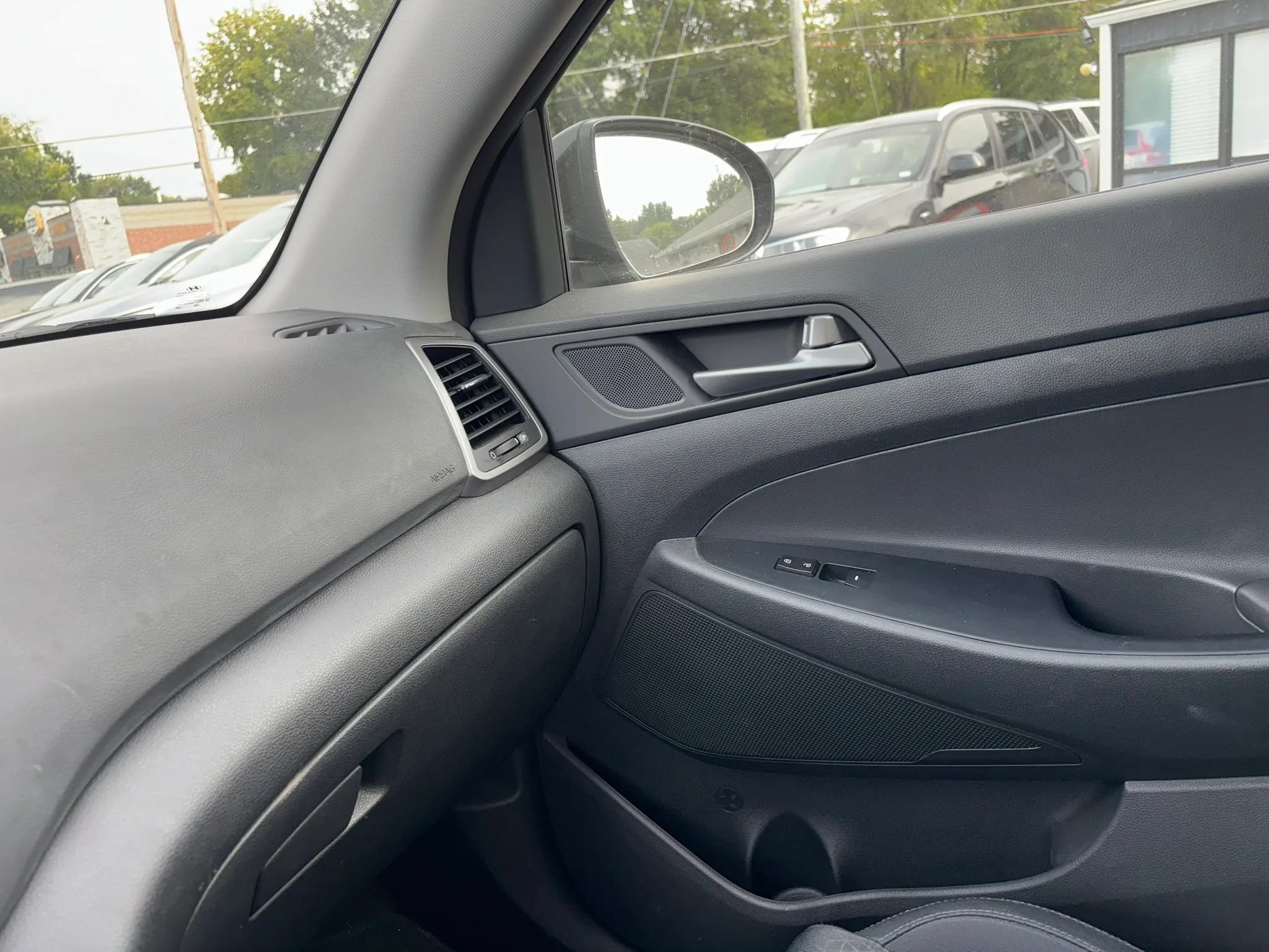 Used 2017 Hyundai Tucson Sport FWD image 20