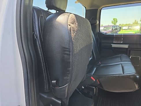 Used 2019 Ford F150 Lariat w/ Equipment Group 502A Luxury AWD/4WD image 39