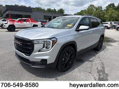 Used 2022 GMC Terrain SLE w/ Driver Convenience Package