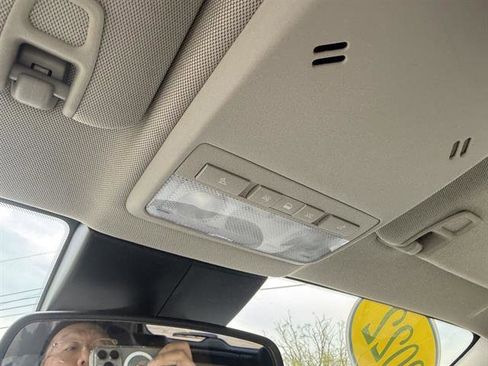 Used 2022 Buick Encore Preferred w/ Safety Package image 40