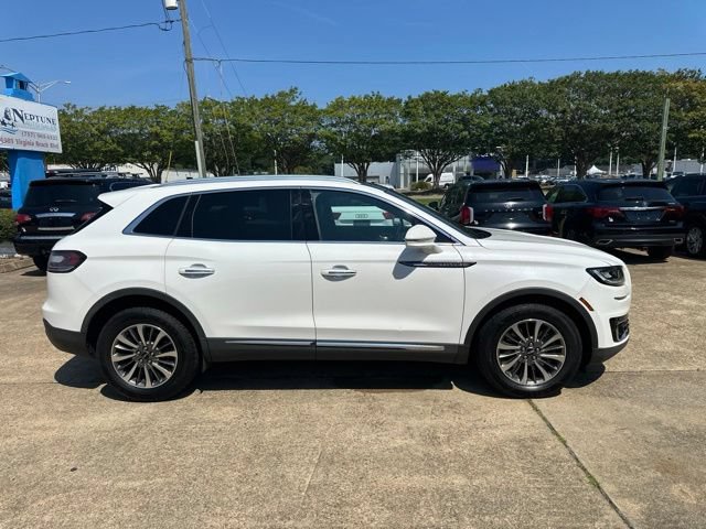 Used 2020 Lincoln Nautilus Reserve w/ Cargo Utility Package AWD/4WD image 4