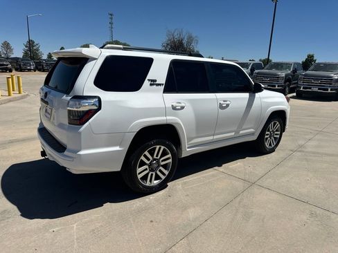 Used 2022 Toyota 4Runner TRD Sport AWD/4WD image 36