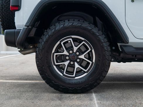 Used 2026 Jeep Wrangler Rubicon w/ Safety Group AWD/4WD image 14