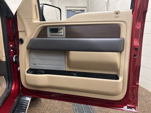 Used 2013 Ford F150 Lariat w/ Luxury Equipment Group image 13