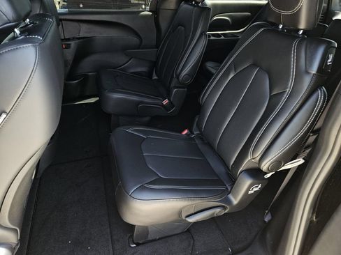 New 2026 Chrysler Voyager LX FWD image 8