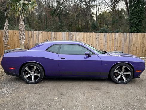 Used 2016 Dodge Challenger R/T Plus image 18