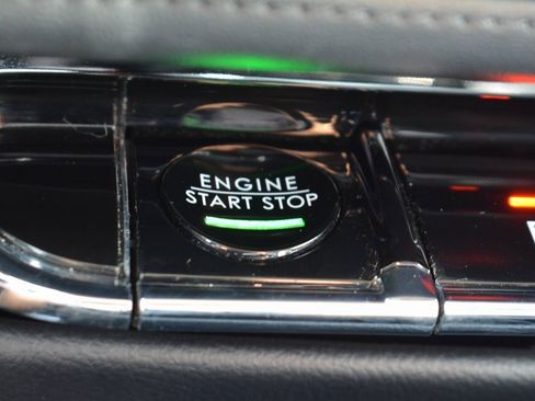 Used 2022 Lincoln Nautilus Reserve w/ Cargo Utility Package image 16